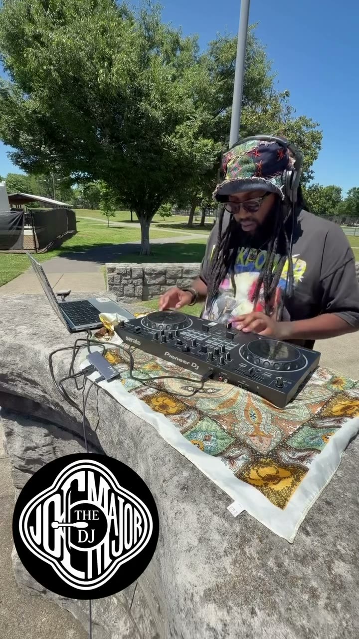 Day parties & outdoors